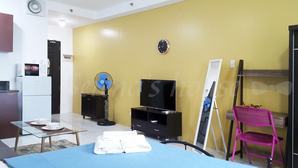 Serena's House Malate Apartment *