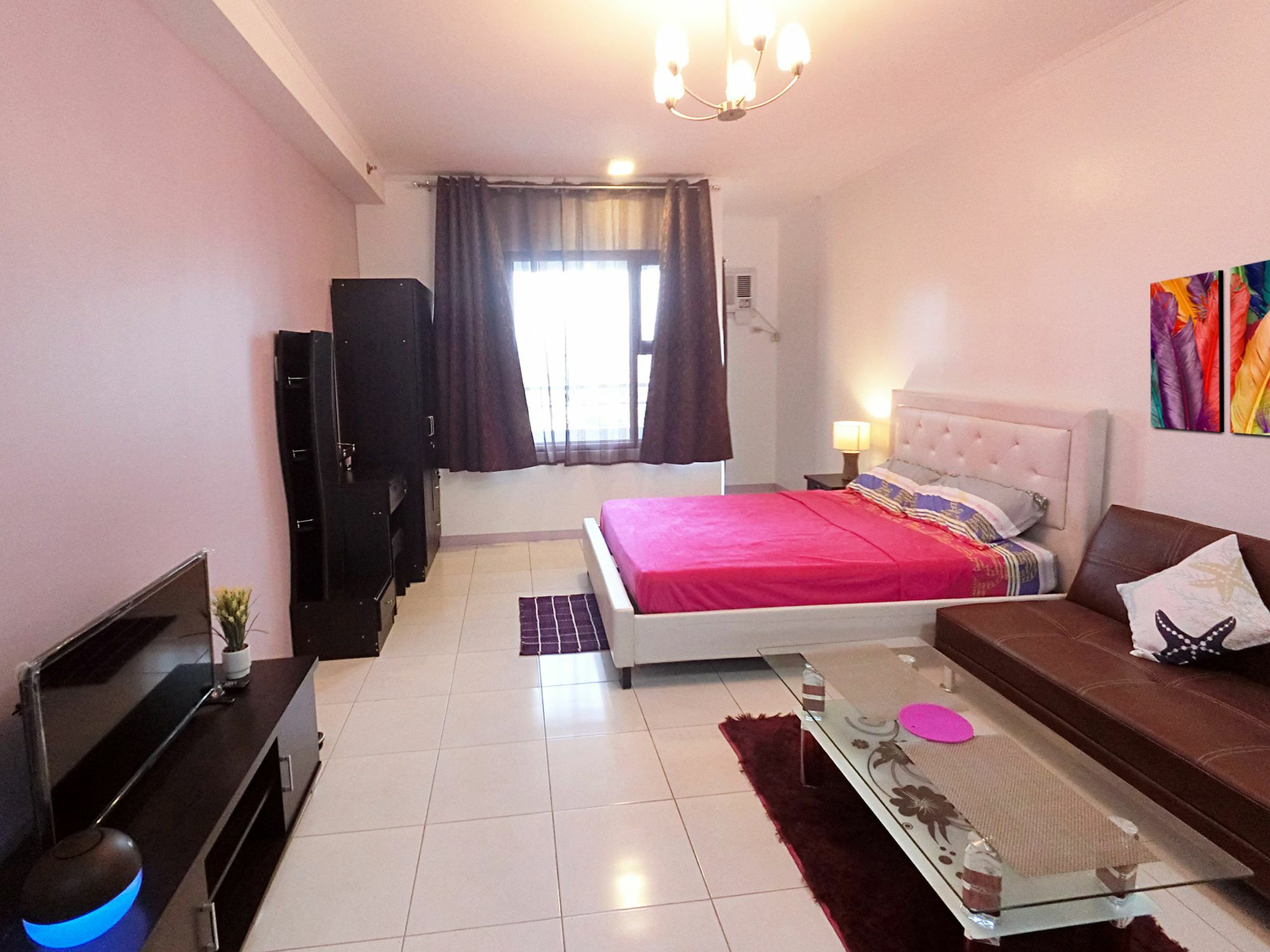 Serena's House Malate Apartment Manila